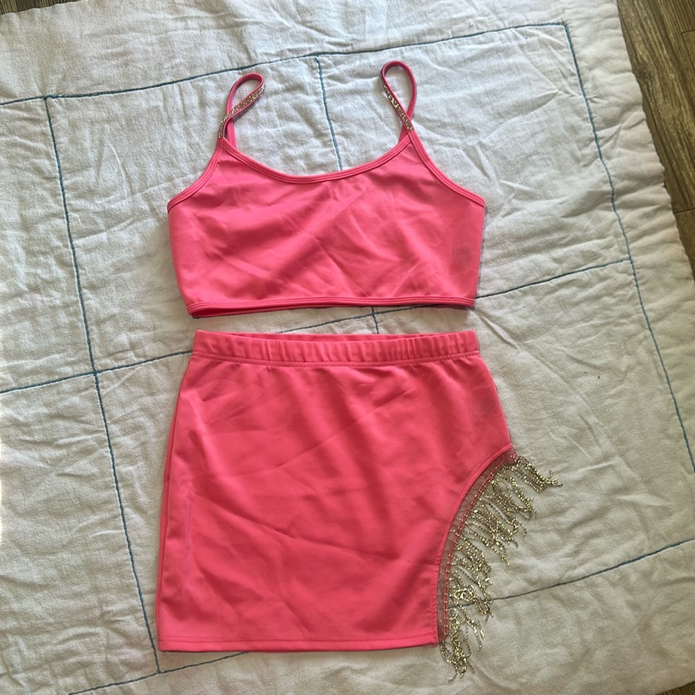2 piece bubble gum pink outfit